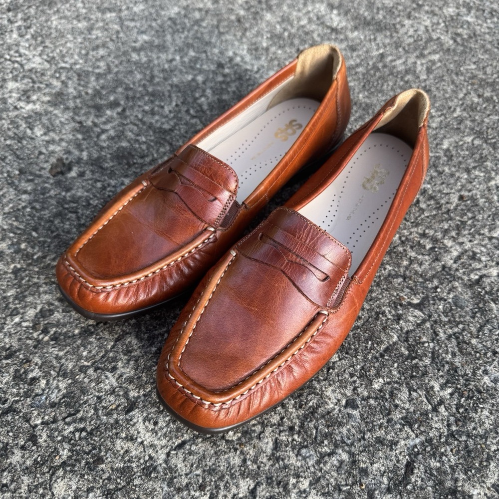 SAS Penny J Walnut Brown Leather Loafers Women's 10 M Moc Toe Slip On Shoes USA